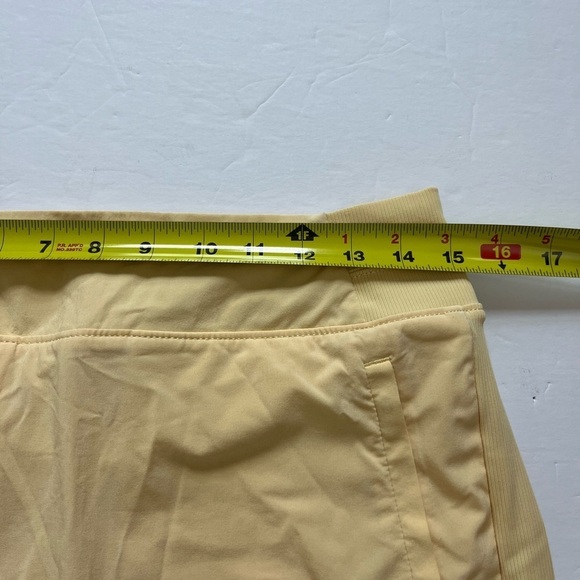 Athleta Brooklyn Skort 16” Yellow Size 6 - Picture 8 of 10